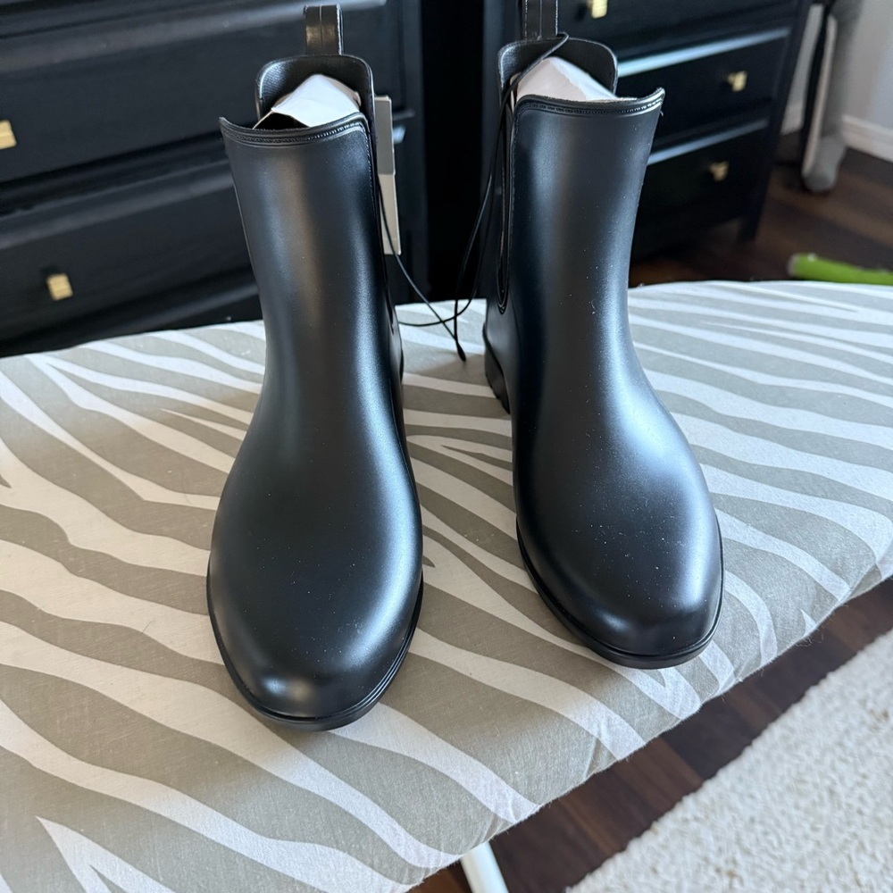 NWT A New Day Chelsea Ankle Boot Black Size 7 - Picture 2 of 12